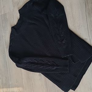 🛍️bundle5itemsfor$15🛍️black sweater